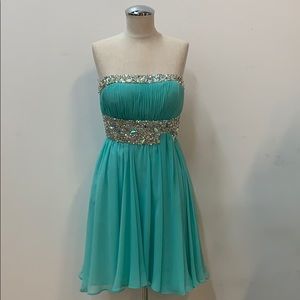 Elegant Flowy Strapless Pageant Dress Jade Small